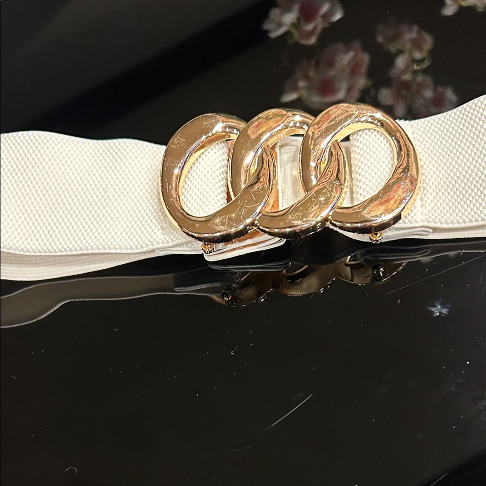 Chic White Belt with Gold Interlocking Buckle YSL Vintage, Quiet Luxury